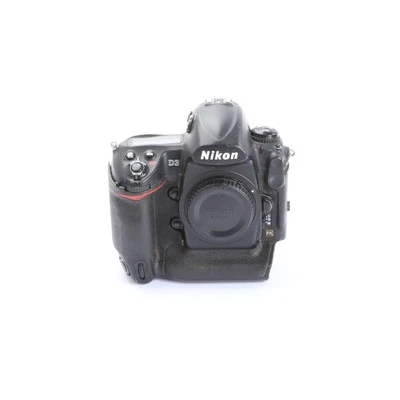 Nikon D3 + 647 Tsd. Auslösungen + Zustand C (271499) - Bild 1 von 4