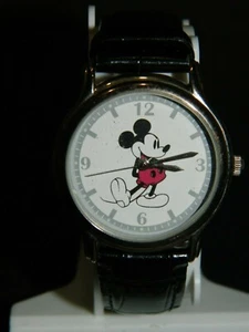 DISNEYL MICKEY MOUSE  WHITE FACE  WATCH  BOX 140 - Picture 1 of 8
