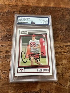 Cade Otton IP Signed Score Rookie Card PSA DNA Coa Slab Buccaneers Autographed - Picture 1 of 2