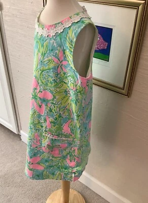 Платье Lilly Pulitzer, для девочек размер 10, хлопок, кружевная деталь, карманы, зеленое розовое - Изображение 1 из 4