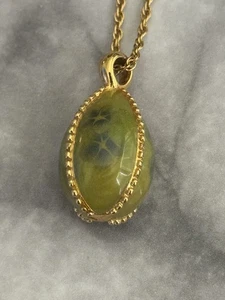 Vintage Joan Rivers Enamel Egg Necklace Floral Flower Good Tone 28” - Picture 1 of 4