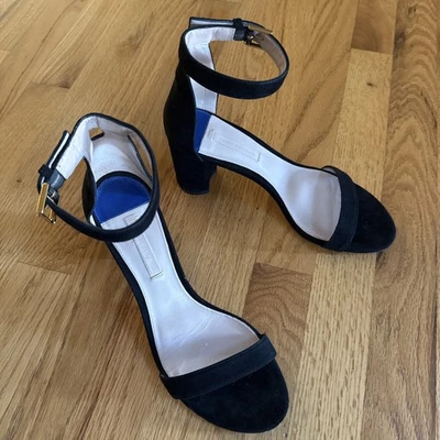 Sandalias Stuart Weitzman Nearlynude negras de gamuza con correa al tobillo talla 8 tacón bloque Foto 1 de 4