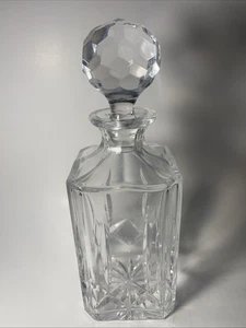 Vintage Atlantis quadratisch geschliffen Bleikristall Whisky Dekanter mit Stopfen 10" markiert - Bild 1 von 7