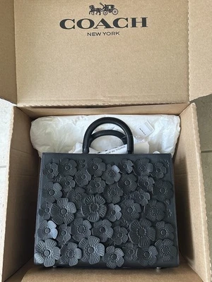 NUEVO CON ETIQUETAS APLIQUE COACH ROSA TÉ NEGRO/NEGRO ROGUE CV467 Foto 1 de 4