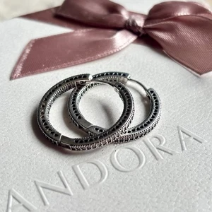 NEW Pandora - Signature Hearts CZ Hoop Earrings - Picture 1 of 5
