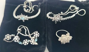 Lotto di 4 pezzi anello e bracciali donna acquamarina gioielli invernali fine Macy's - Foto 1 di 6