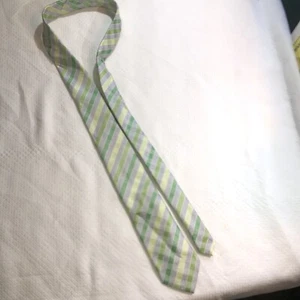 Saint Patrick’s Style Geoffrey Bohnenkrawatte grün/silber Kleeblatt mit Streifen - Bild 1 von 3