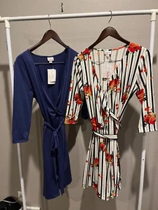 LOT of 2 NWT Women's LULAROE Michelle Wrap Floral & Solid Dress Size S - Picture 1 of 4