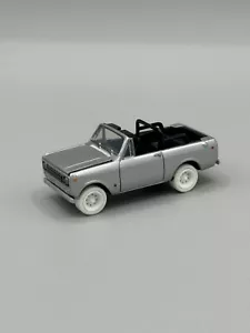 ✅ Johnny WHITE Lightning Forever 64 R11 1978 International Scout II PROTOTYPE 🥵 - Picture 1 of 2