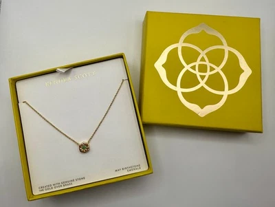 Collar Piedra Natal Kendra Scott May Esmeralda Piedra Genuina Oro 14k Sobre Latón Foto 1 de 2