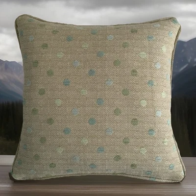 Funda de cojín de 16 pulgadas en tela verde mancha Laura Ashley Maggie Foto 1 de 2