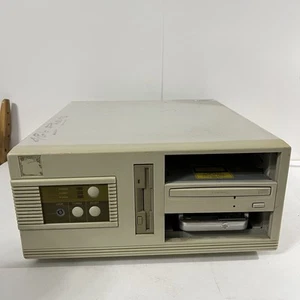 Estuche de computadora de escritorio vintage con fuente de alimentación de trabajo estaciones de batalla retro - Imagen 1 de 9