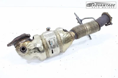 Tubo de filtro de escape de gasolina Ford Maverick 2022-24 2,0 L con escudo térmico OEM Foto 1 de 4