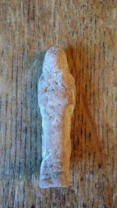 ANTIGUO SHABTI EGIPCIO - ARCILLA DEL NILO - CIRCA 1070-664 A.C. TERCER PERÍODO INTERMEDIO - Imagen 1 de 5