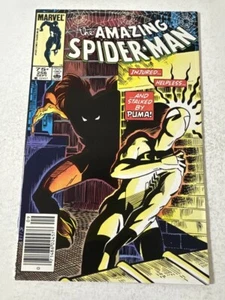 AMAZING SPIDER-MAN #256 VF/NM CANADIAN PRICE VARIANT 1st PUMA 1984 - Bild 1 von 2