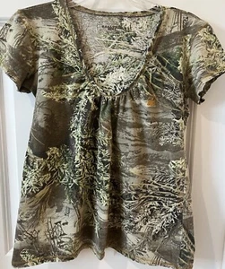 Women's Realtree Girl Camo Top - L - - Picture 1 of 3