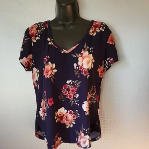 Women's Rue21 Top XL Multicolor T-Shirt Floral V-Neck Short Cap Sleeves Casual - Picture 1 of 4