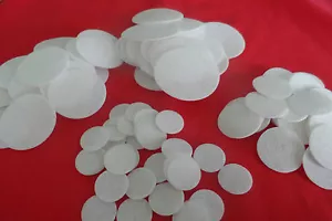 WHITE FELT CIRCLES BULK QTY: 200, 50 EACH OF 2,3,4 AND 5CM. FOR HAIR ACCESSORIES - Foto 1 di 2