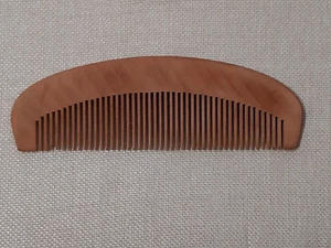 PETTINE IN LEGNO NATURALE NUOVO - Foto 1 di 1