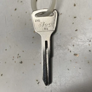 TA6 ILCO Key Blanks for Case Caterpillar International Harvester Toyota - Picture 1 of 2
