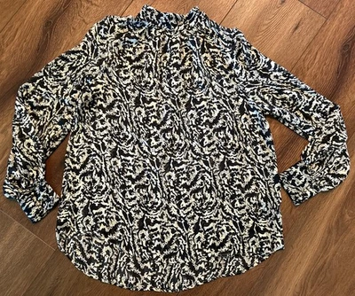 Blusa H&M Mujer Pequeña Estampado Animal Transparente Manga Larga Dobladillo Alto Bajo Botones Dorados Foto 1 de 4