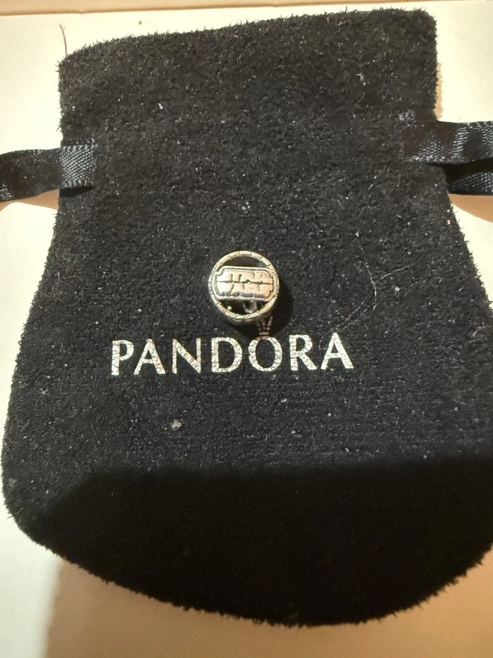 Genuine Pandora x Star Wars C-3PO and R2-D2 Openwork Charm 799245C00 - Image 1 of 4