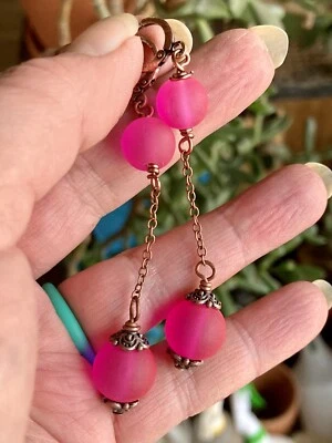 热卖 粉色 海玻璃风格 悬垂耳环 深铜 手工制作 — 第 1/4 张图片