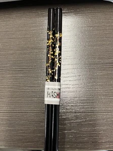 Japanese Bamboo Chopsticks 1 Pair Vtg Hashi Reusable Tableware Black & Gold - Picture 1 of 7