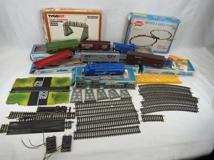 HO Lot Locomotive + 6 Cars + Accessories Track/Switch Trestle Crossover Bundle - Picture 1 of 15