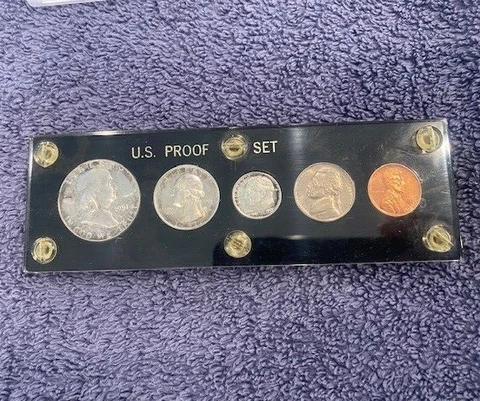 1951 US MINT PROOF SET IN CAPITOL HOLDER Cover