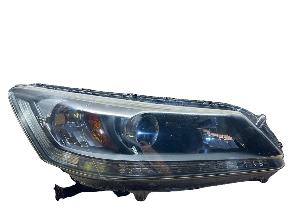Оригинальная правая галогенная фара для седана Honda Accord 2013 2014 2015 годов выпуска #A366 - Изображение 1 из 4