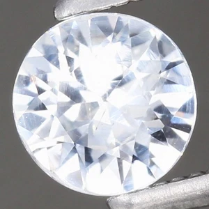 Zafiro blanco térmico natural corte brillante redondo de 0,59 quilates 5 mm Madagascar - Imagen 1 de 4