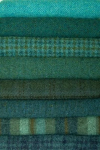 HAND DYED RUG HOOKING WOOL Mill-Dyed ~ "GOTTA LOVE the BLUES" (8-pc. Combo) - Picture 1 of 12