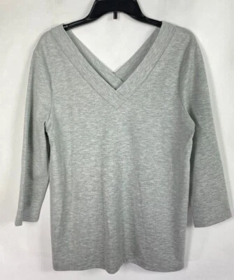 NUEVO SIN ETIQUETAS Halógeno Mujer Cuello en V Manga 3/4 Gris Estampado Jaspeado Talla Mediana.          Foto 1 de 4