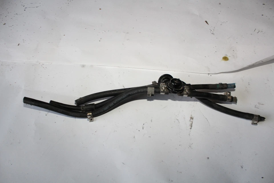 Mangueras y válvulas de vacío Subaru Impreza WRX STi 2005 Foto 1 de 4