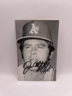Jim Catfish Hunter Signed Vintage Photo Postcard Beckett Auto COA - Image 1 of 3