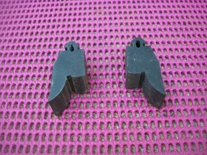 Nuevo de Lote Antiguo MoPar 1966-80 Dodge Truck Power Wagon Ramcharger puerta trasera parachoques de goma par - Imagen 1 de 3