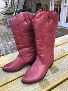 Pierre Dumas Red Embroidered Cowgirl Boots Size 6.5 Mid-Calf 12.5” Tall 1.5”Heal - Picture 1 of 6