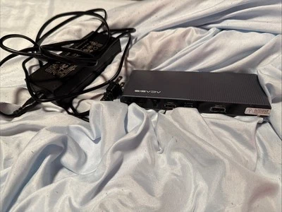 Acasis 13-in-1 Thunderbolt 4 Pro Dock with 3x40Gbps Downstream Ports - Image 1 of 3