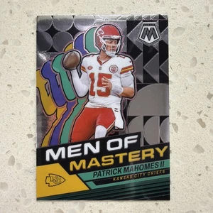 2024 Mosaik Patrick Mahomes II Men of Mastery #MM-4 Chiefs - Bild 1 von 2