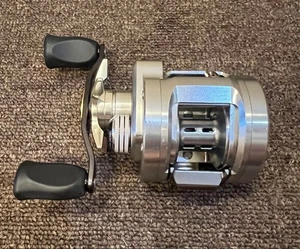 Daiwa RYOGA 1016L Linkshänder Baitcastrolle - Top Zustand - Bild 1 von 8