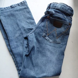WRANGLER Retro Jeans Boys Relaxed Boot Cut Denim Cowboy Western 10 - Picture 1 of 7
