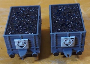 Camiones Ertl problemáticos (par)/trenes de metal vintage Thomas & Friends década de 1990 - Imagen 1 de 7