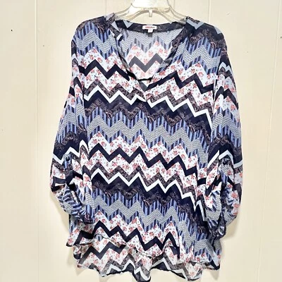 Blusa Bongo Plus Feminina Geométrica Plus Decote V Transparente 1X - Imagem 1 de 4