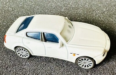 Disney Pixar Cars Película Antonio Veloce Eccellente Maserati Blanco Die Cast 3” Foto 1 de 4