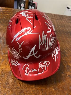 2023 Atlanta Braves Team Signed Helmet JSA Coa Austin Riley Orlando Arcia Ozuna - Image 1 of 4