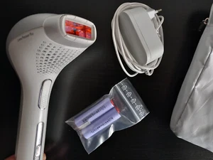 Philips Lumea Precision Plus, mit 2 neuen Akkus (Altakkus defekt), Netzteil - Bild 1 von 4