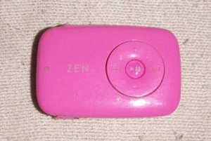 Creative Zen Stone (1GB) Digital Media MP3 Player Pink. Works great, good cond. - Picture 1 of 3