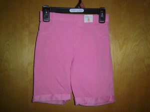 NEW GIRLS SHORTS BACK POCKETS PINK SIZE8 - Picture 1 of 2