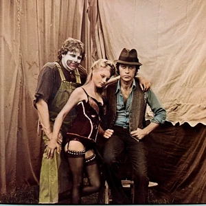 CARNY Movie Soundtrack - Robbie Robertson (1980) - 12" Vinyl Record LP - VG+ - Picture 1 of 4